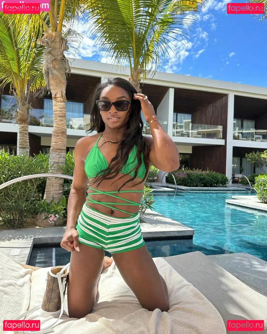 Simone Biles Onlyfans Photo Gallery 