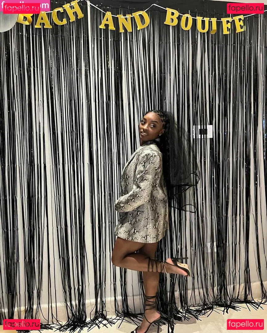 Simone Biles Onlyfans Photo Gallery 