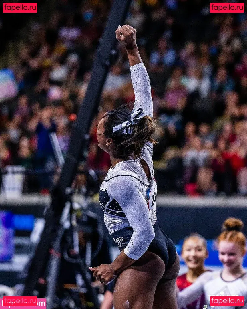 Simone Biles Onlyfans Photo Gallery 