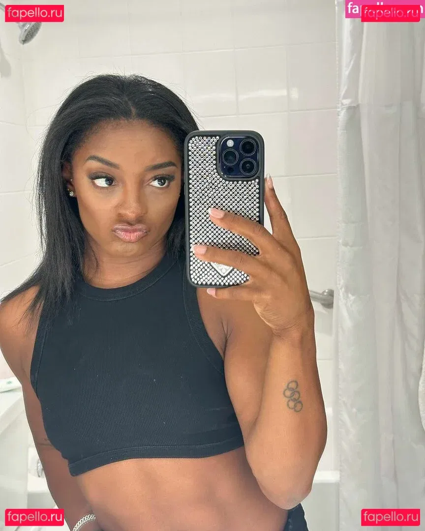Simone Biles Onlyfans Photo Gallery 