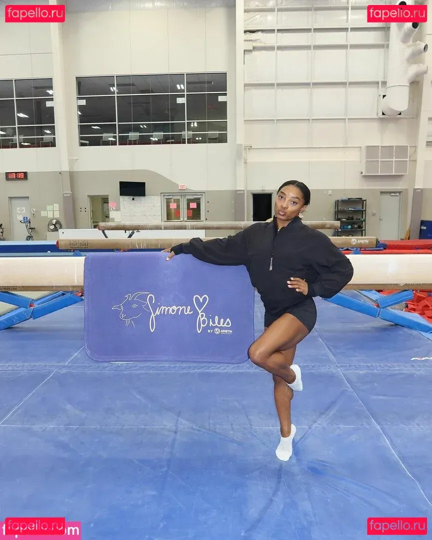 Simone Biles Onlyfans Photo Gallery 