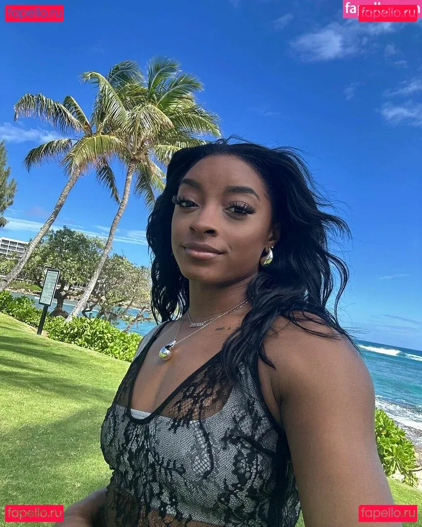 Simone Biles Onlyfans Photo Gallery 