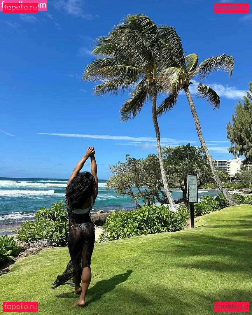 Simone Biles Onlyfans Photo Gallery 