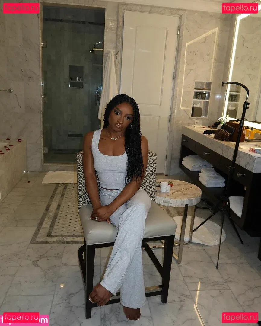 Simone Biles Onlyfans Photo Gallery 