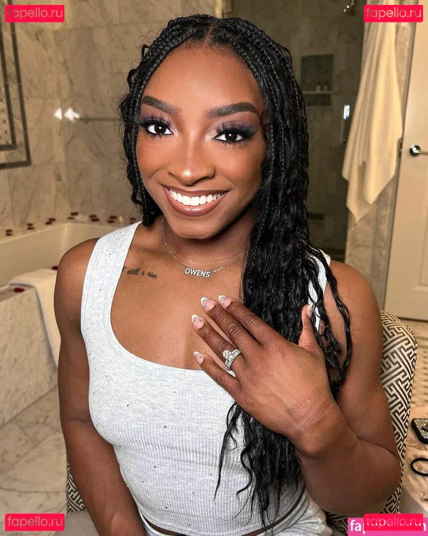 Simone Biles Onlyfans Photo Gallery 