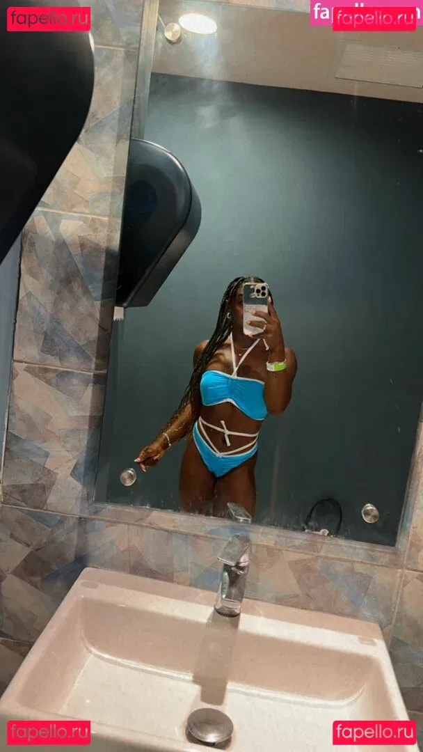 Simone Biles Onlyfans Photo Gallery 