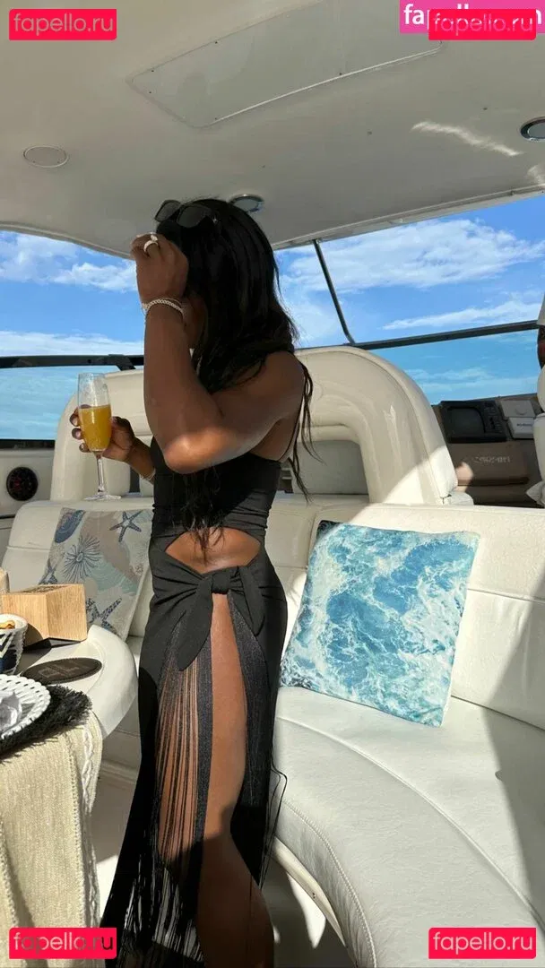 Simone Biles Onlyfans Photo Gallery 