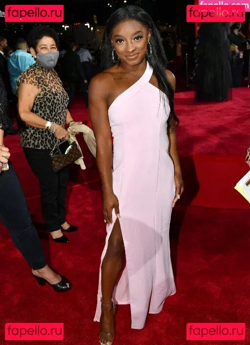 Simone Biles Onlyfans Photo Gallery 