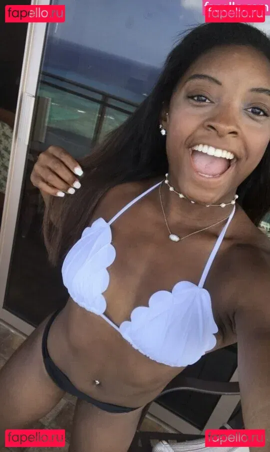 Simone Biles Onlyfans Photo Gallery 