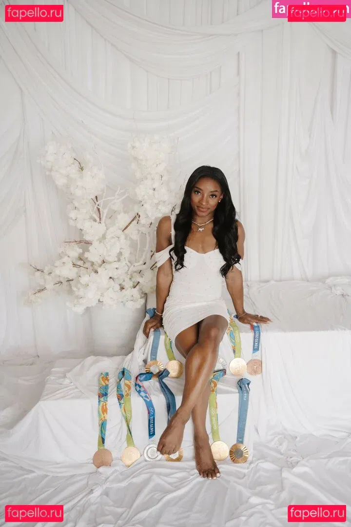 Simone Biles Onlyfans Photo Gallery 