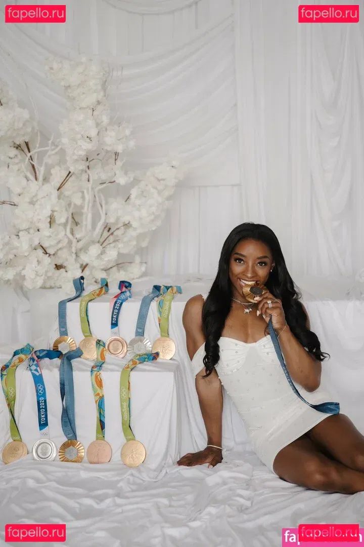 Simone Biles Onlyfans Photo Gallery 