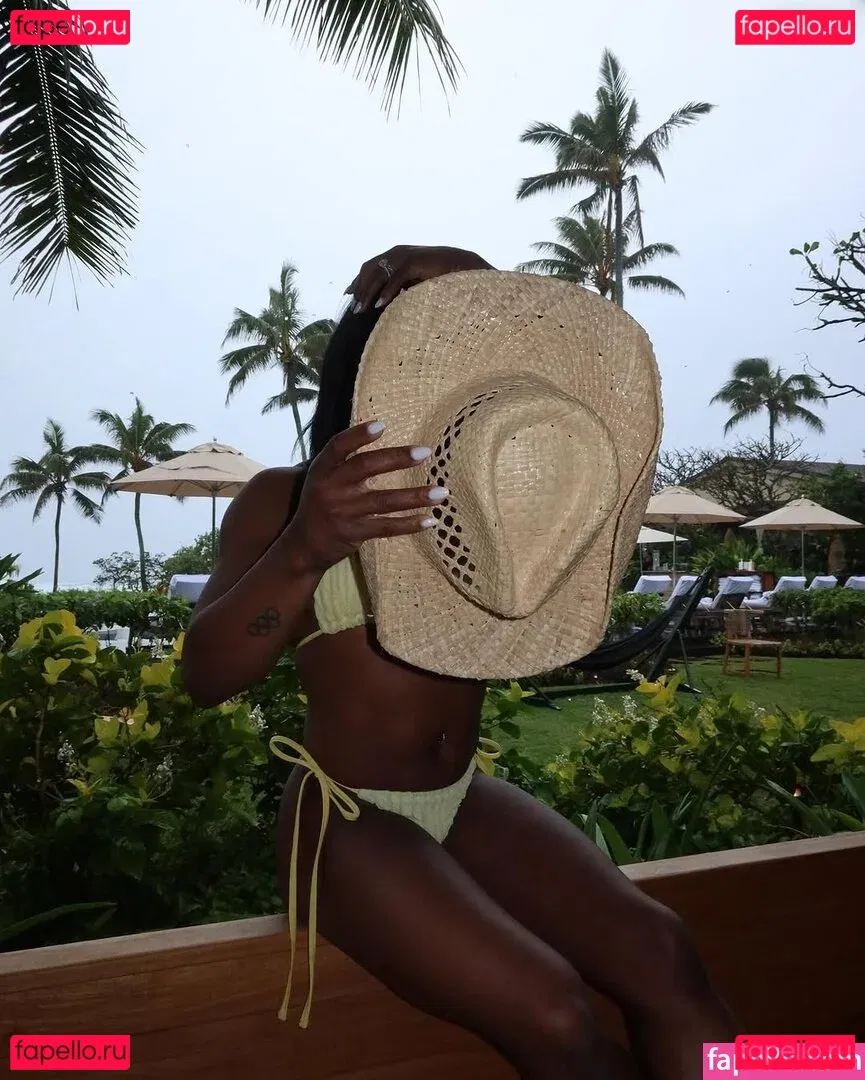 Simone Biles Onlyfans Photo Gallery 