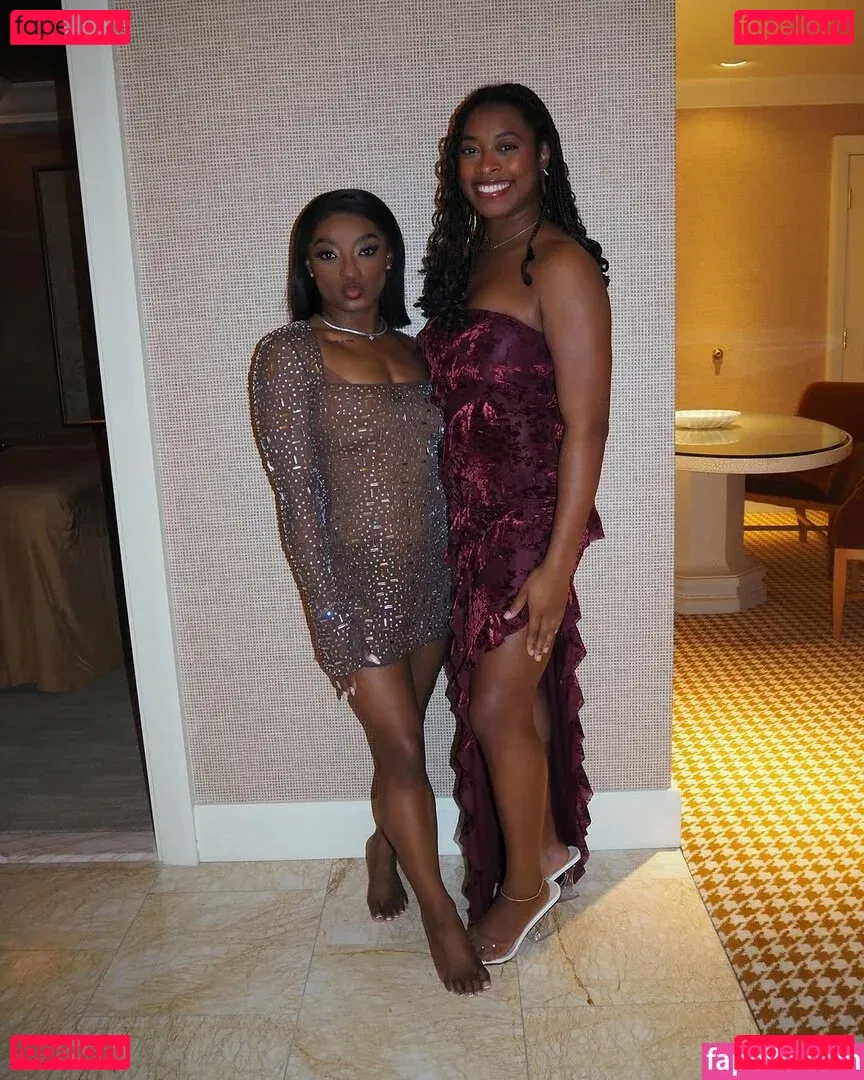 Simone Biles Onlyfans Photo Gallery 
