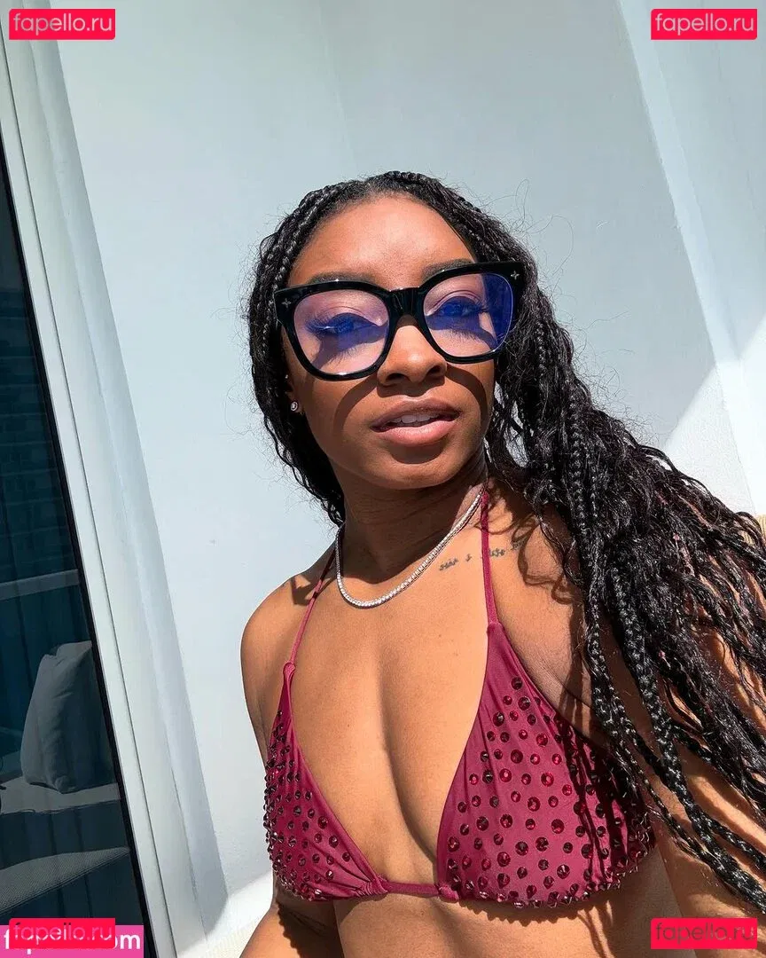 Simone Biles Onlyfans Photo Gallery 