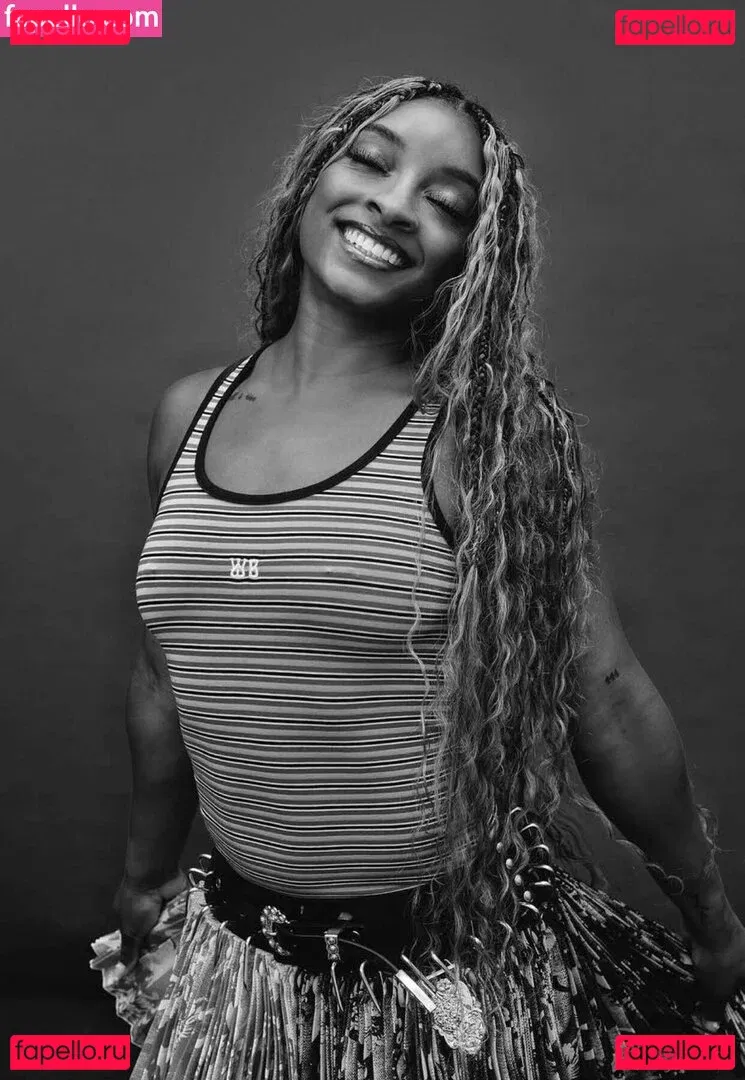 Simone Biles Onlyfans Photo Gallery 