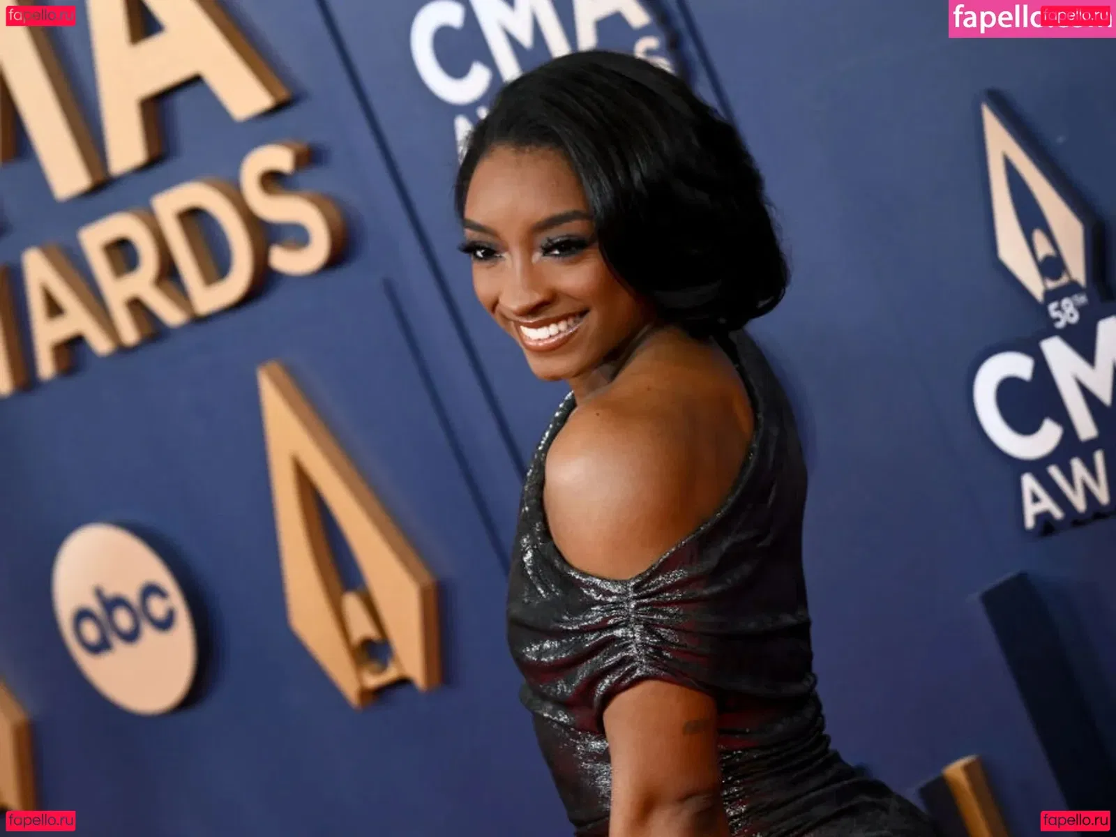 Simone Biles Onlyfans Photo Gallery 