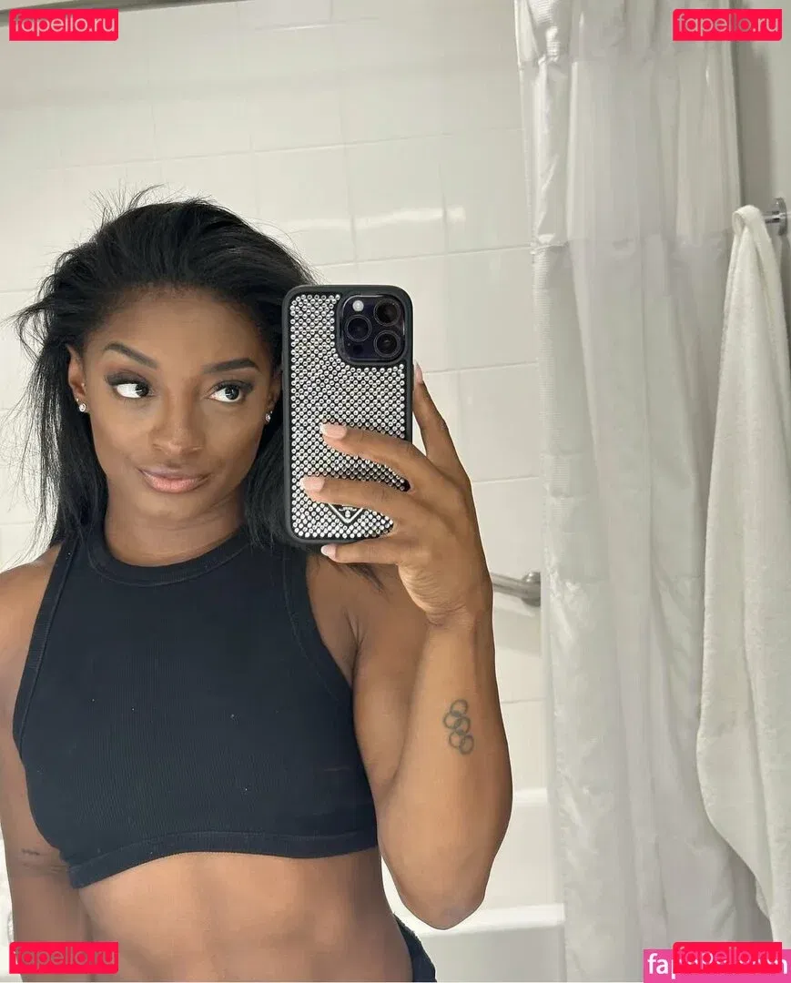 Simone Biles Onlyfans Photo Gallery 
