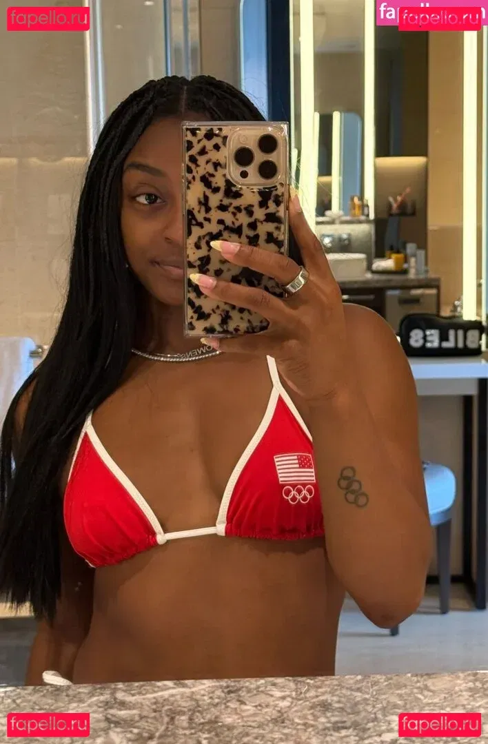 Simone Biles Onlyfans Photo Gallery 