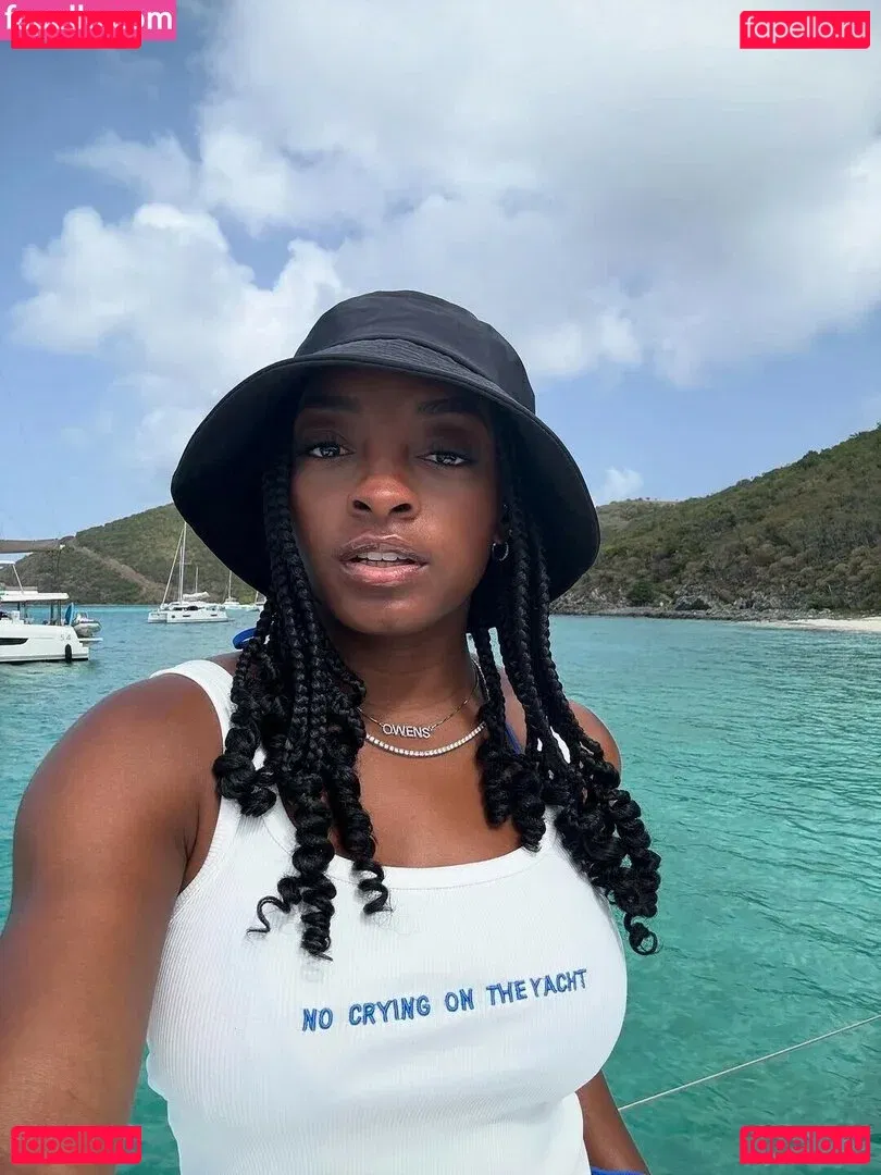 Simone Biles Onlyfans Photo Gallery 