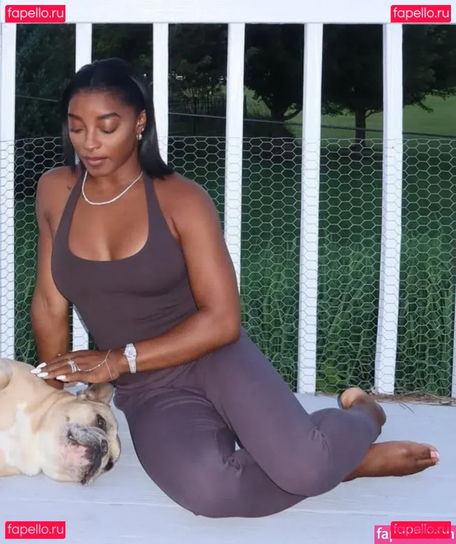 Simone Biles Onlyfans Photo Gallery 