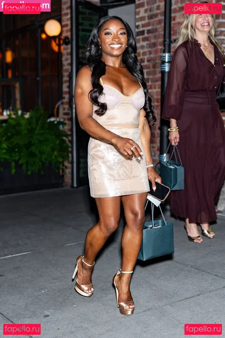Simone Biles Onlyfans Photo Gallery 
