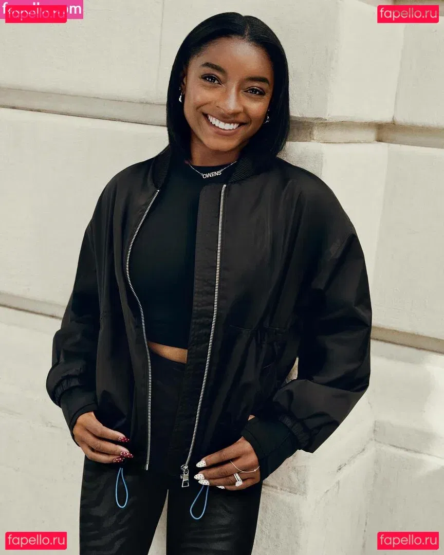Simone Biles Onlyfans Photo Gallery 