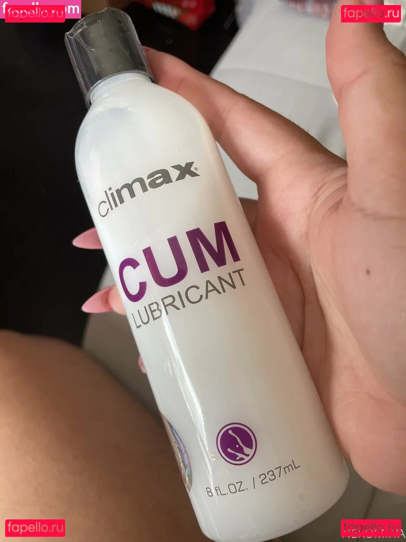 nekomiiya Onlyfans Photo Gallery 