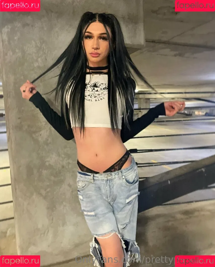 prettypinkuziii Onlyfans Photo Gallery 