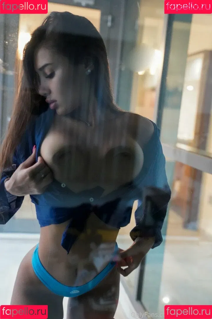 Ariana Diamond Onlyfans Photo Gallery 