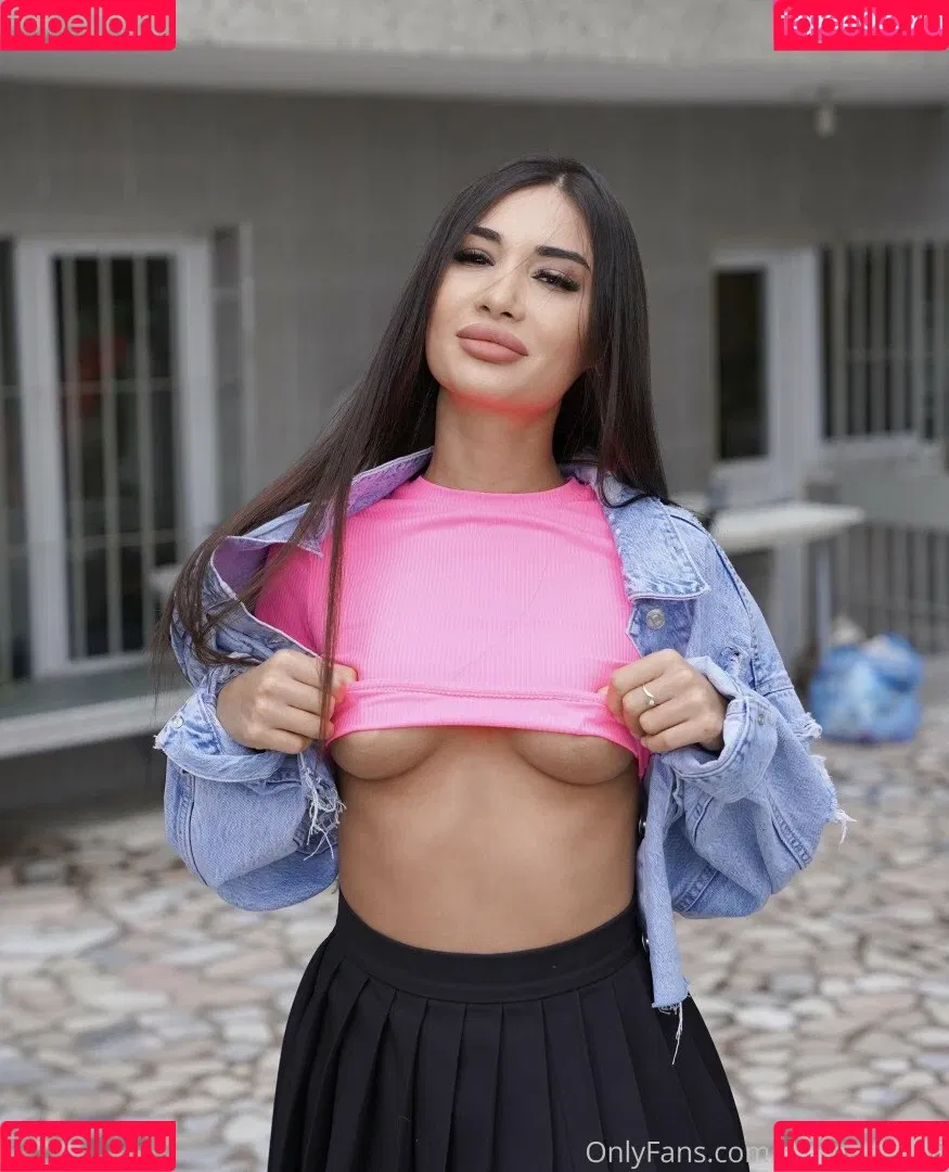 Ariana Diamond Onlyfans Photo Gallery 