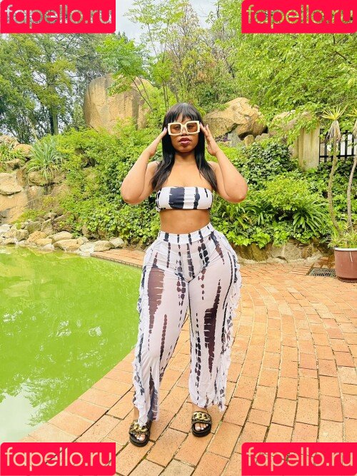 Xoli Mfeka Onlyfans Photo Gallery 