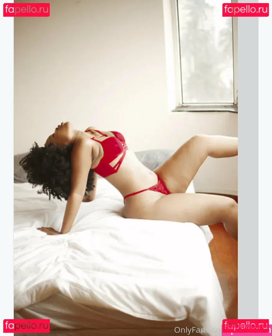 Xoli Mfeka Onlyfans Photo Gallery 