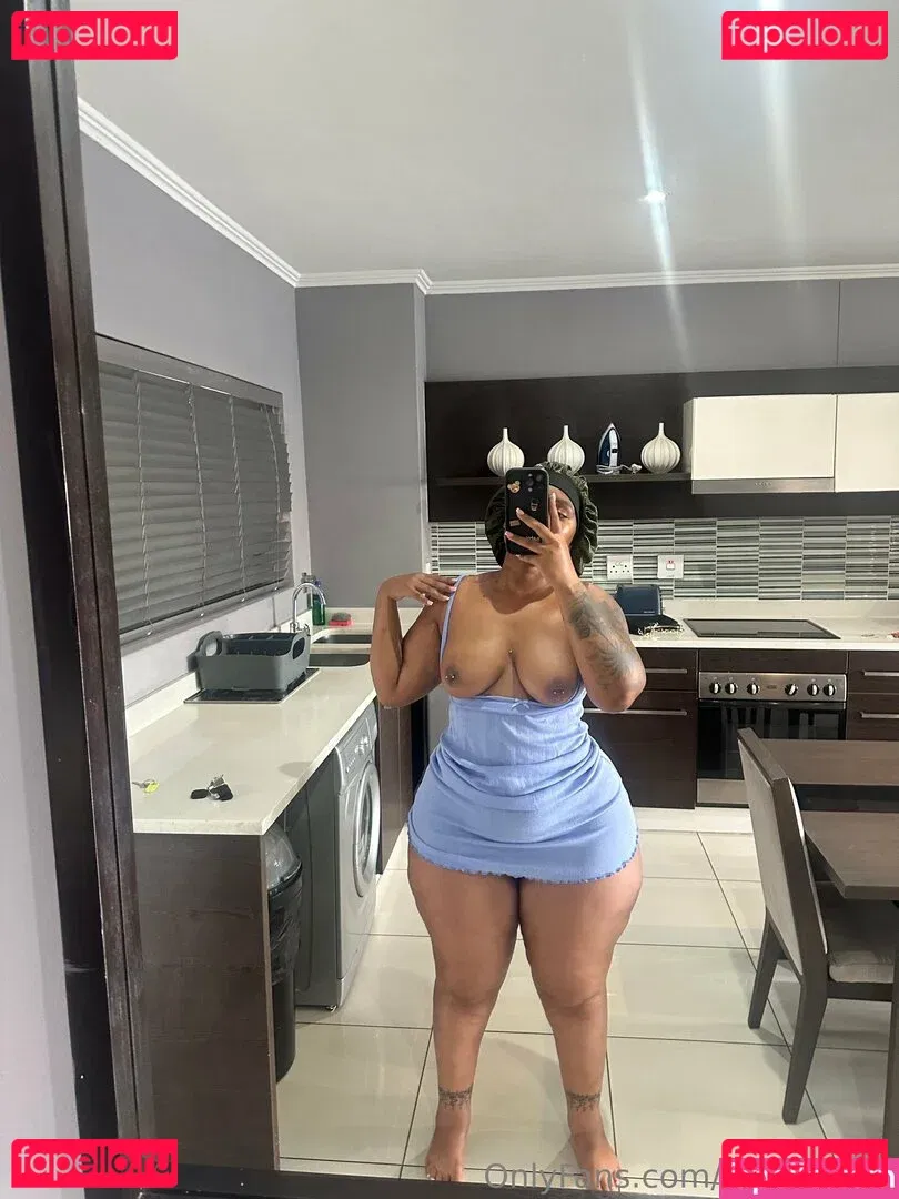 Xoli Mfeka Onlyfans Photo Gallery 