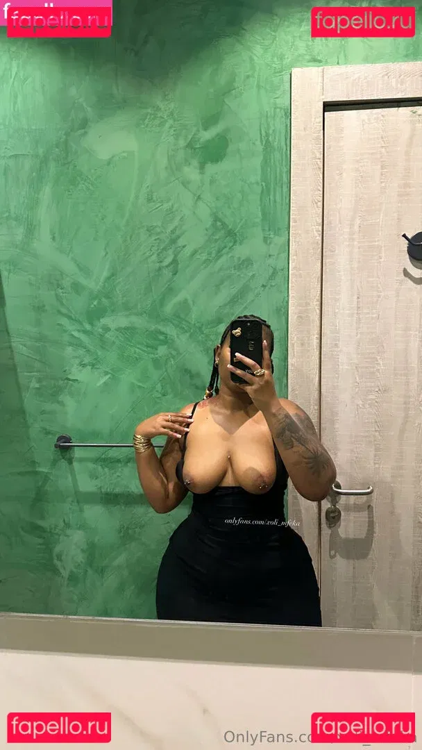 Xoli Mfeka Onlyfans Photo Gallery 