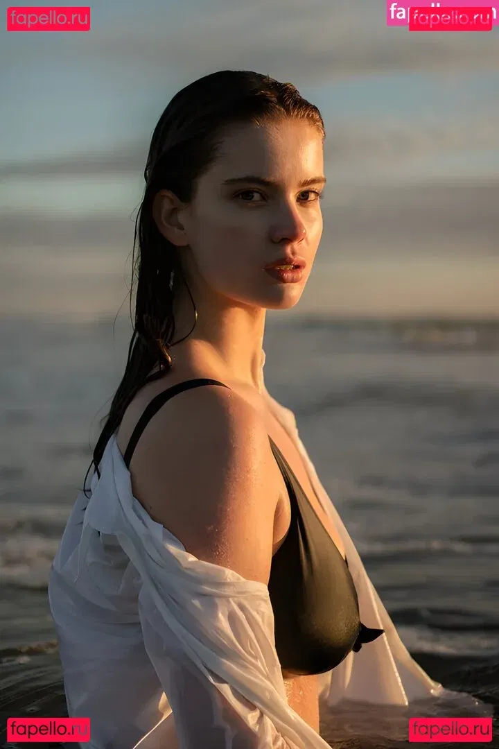 Benthe Ten Broek Onlyfans Photo Gallery 