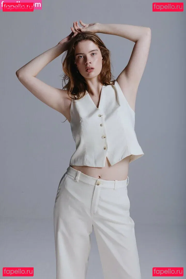 Benthe Ten Broek Onlyfans Photo Gallery 