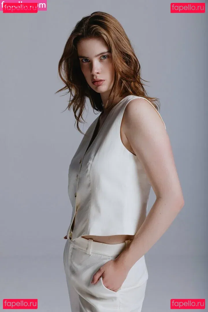 Benthe Ten Broek Onlyfans Photo Gallery 