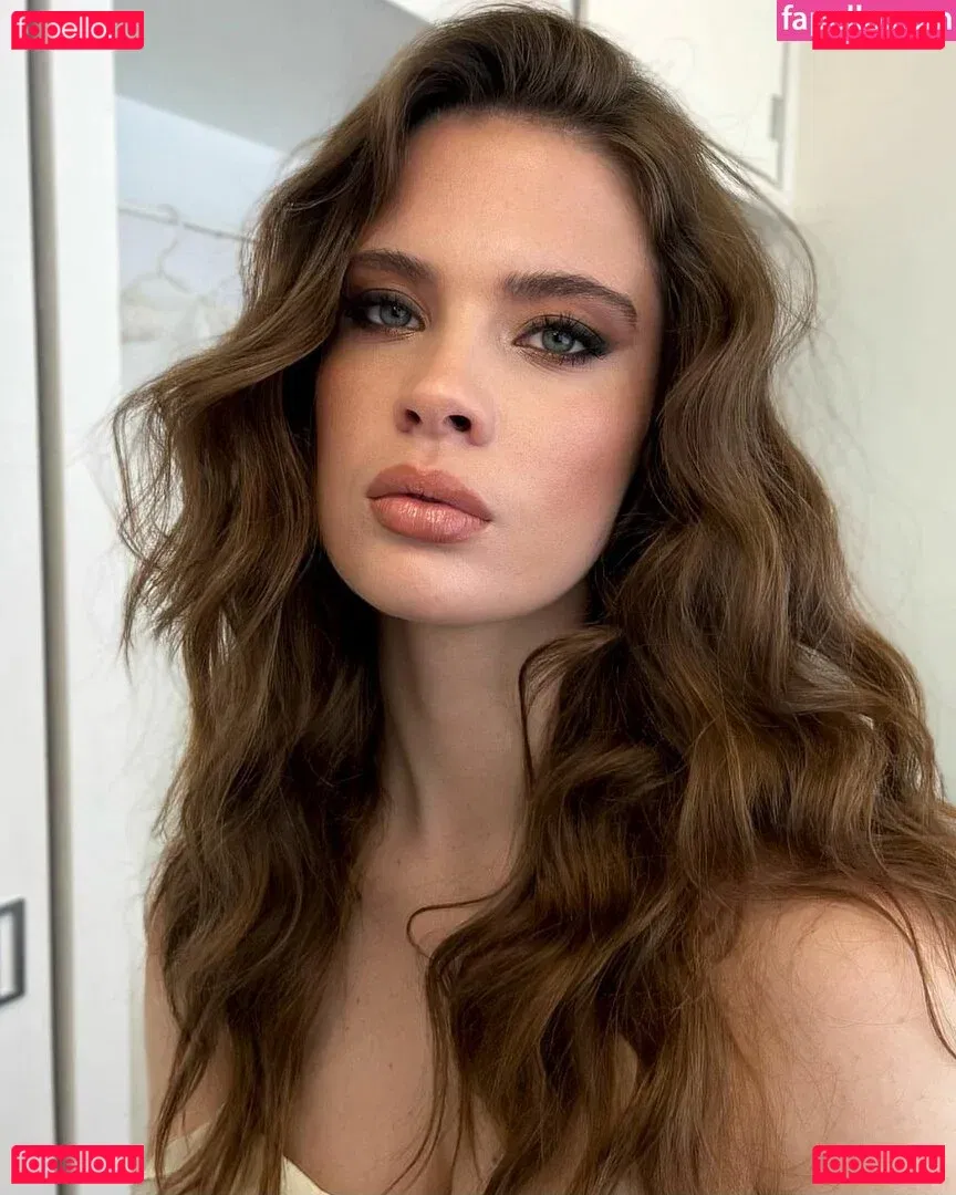 Benthe Ten Broek Onlyfans Photo Gallery 