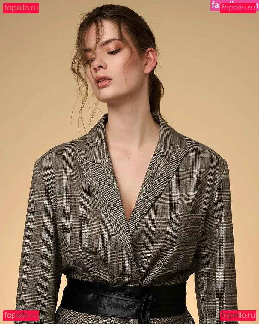 Benthe Ten Broek Onlyfans Photo Gallery 