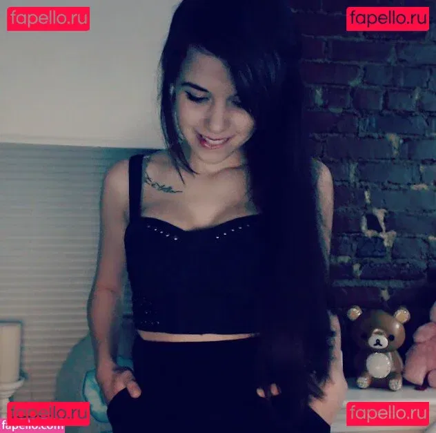 Deernadia Onlyfans Photo Gallery 