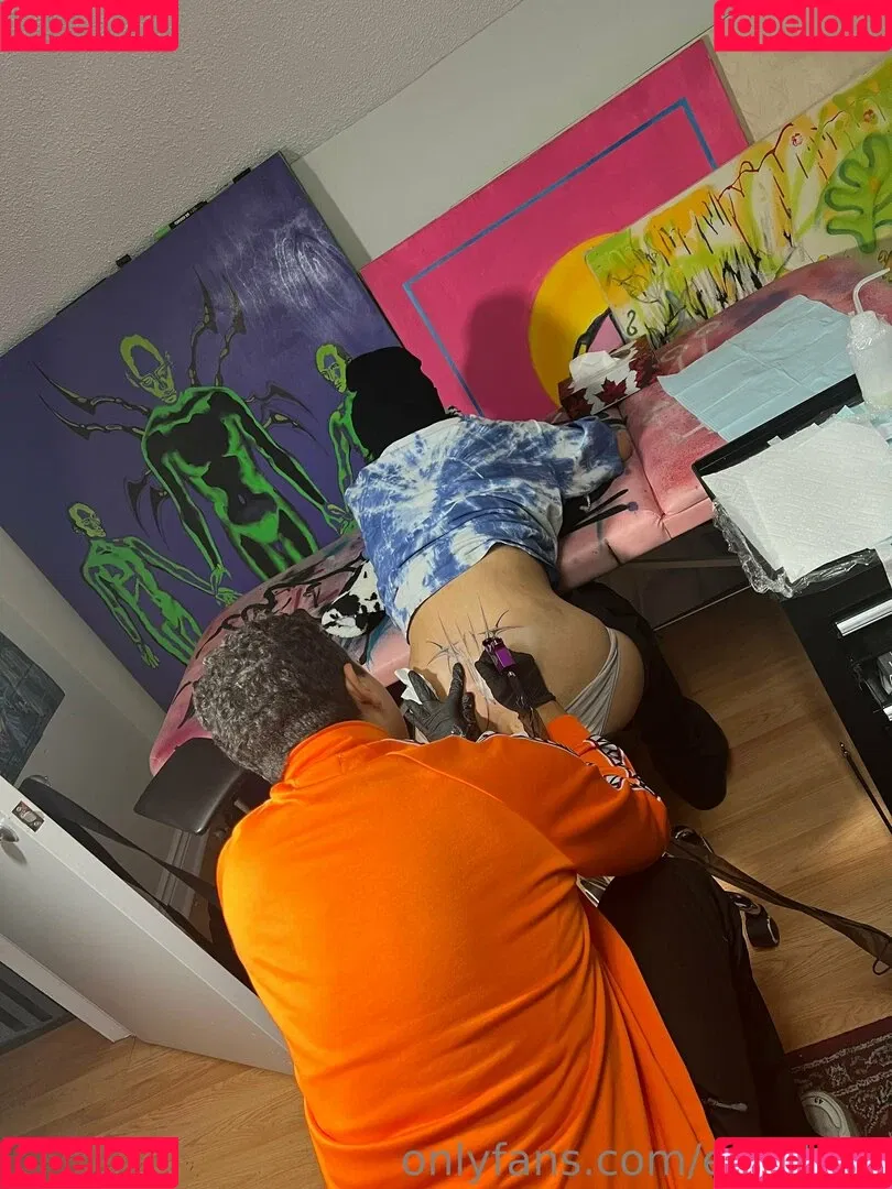 escobutt Onlyfans Photo Gallery 