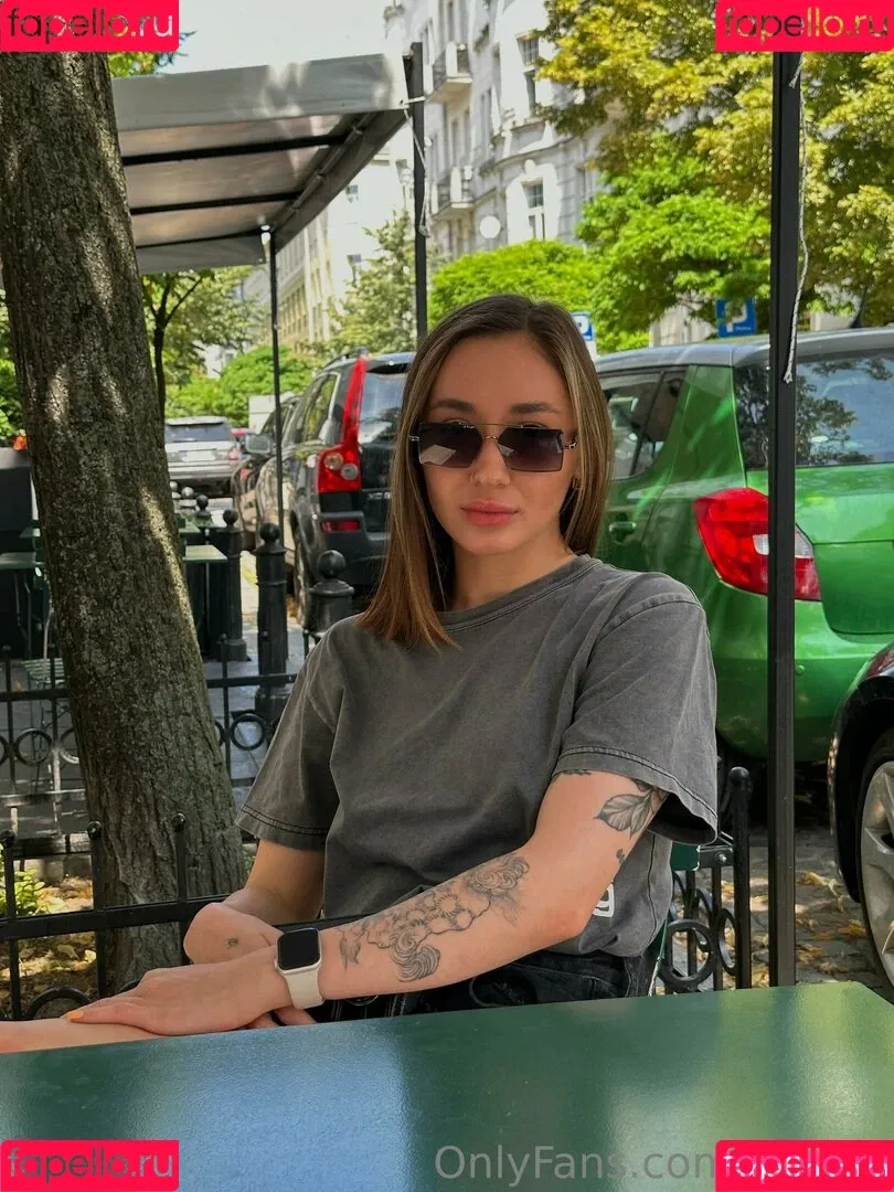 okhik0 Onlyfans Photo Gallery 