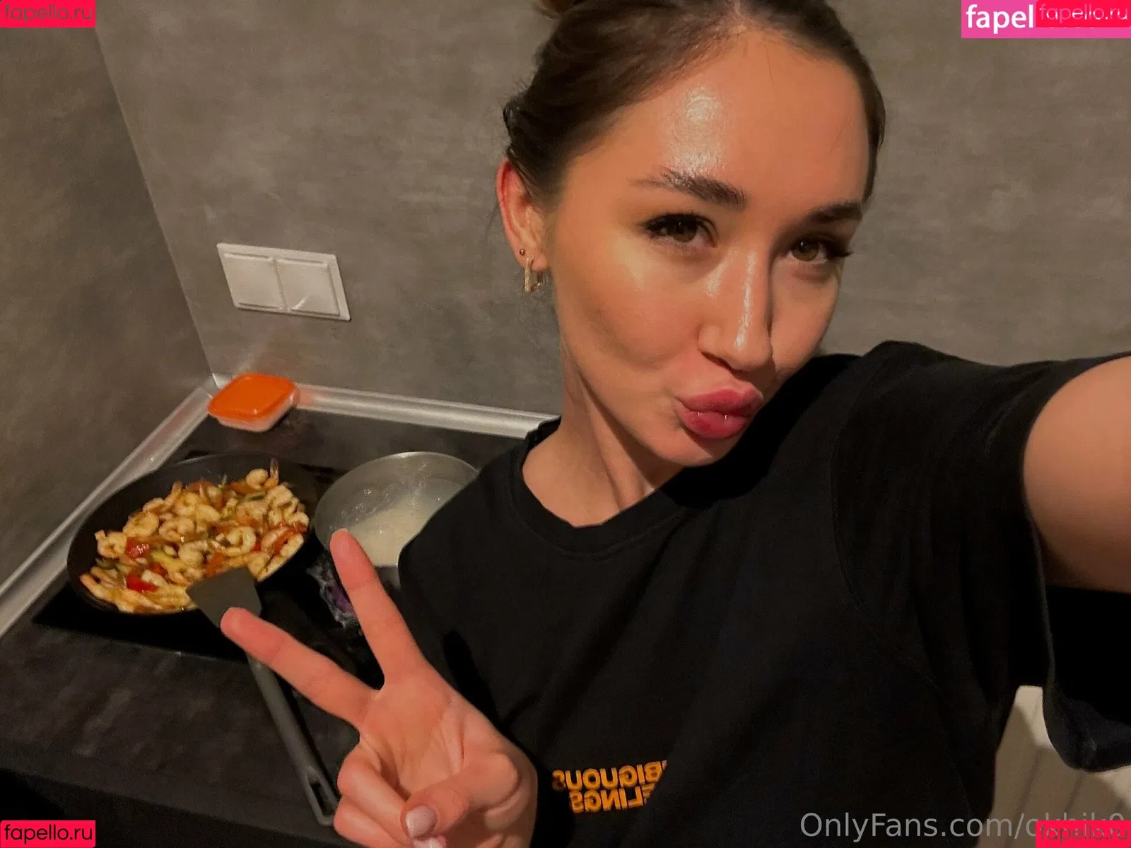 okhik0 Onlyfans Photo Gallery 