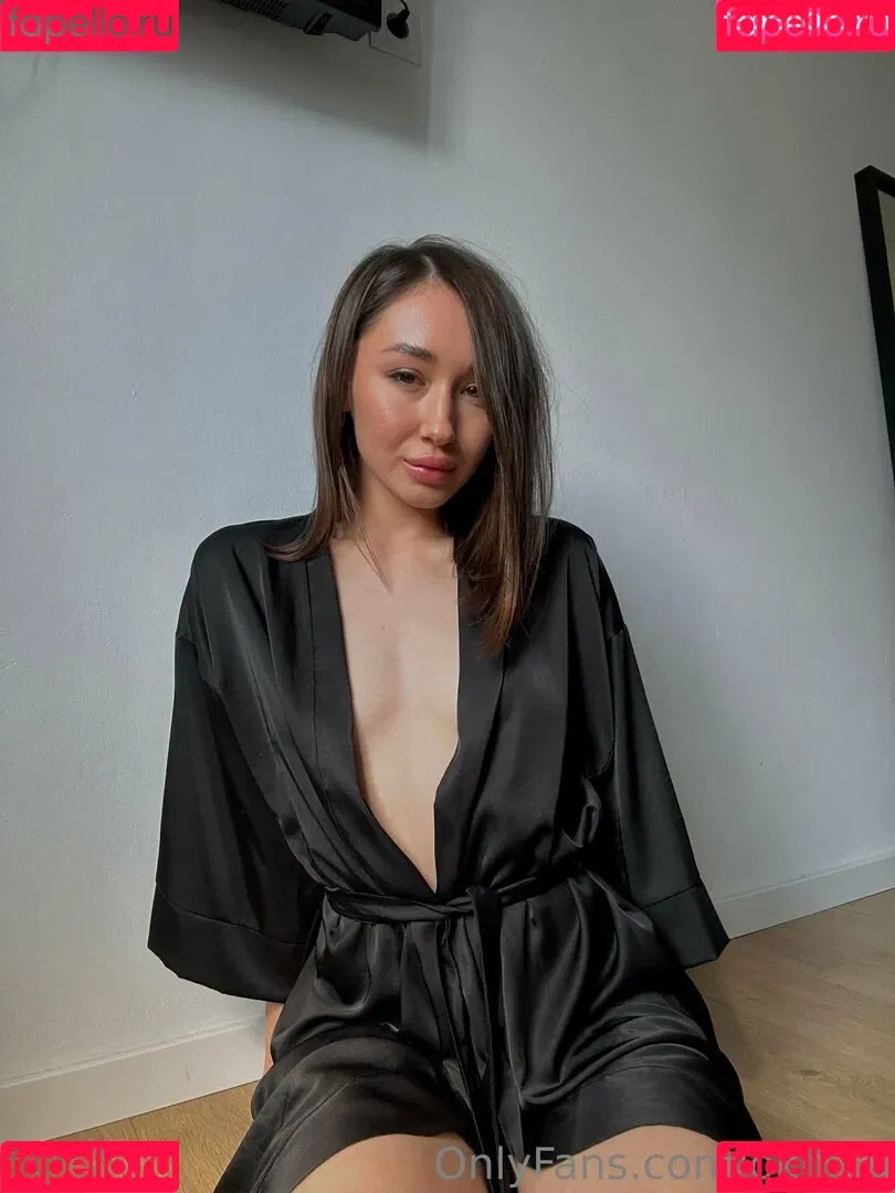 okhik0 Onlyfans Photo Gallery 