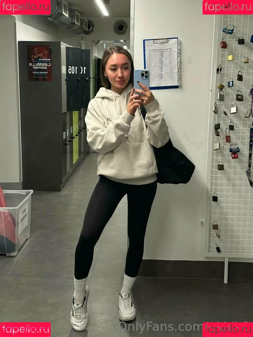 okhik0 Onlyfans Photo Gallery 