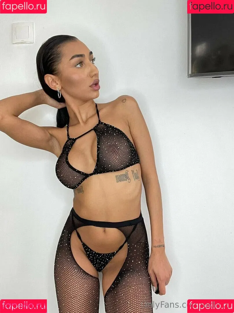 okhik0 Onlyfans Photo Gallery 