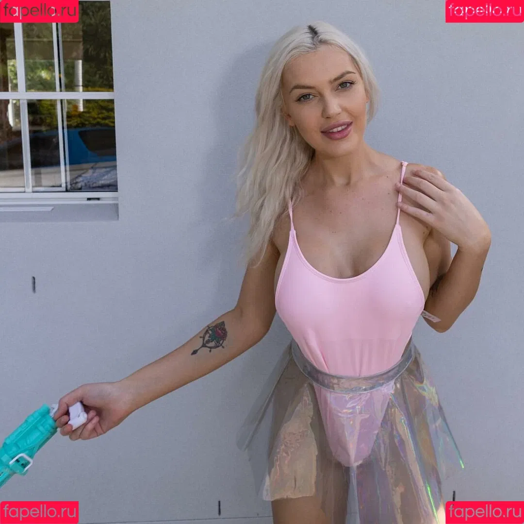 Aurora Angel Onlyfans Photo Gallery 