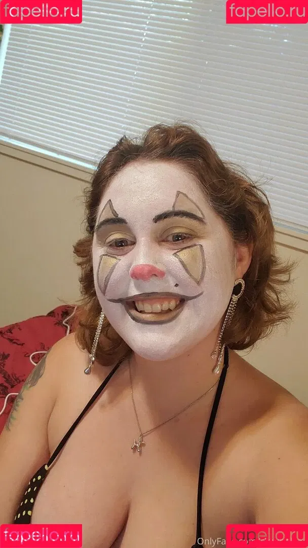 clowndivax Onlyfans Photo Gallery 