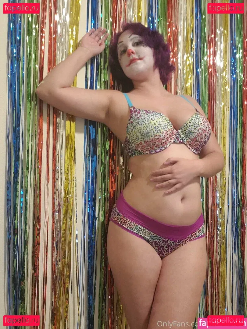 clowndivax Onlyfans Photo Gallery 
