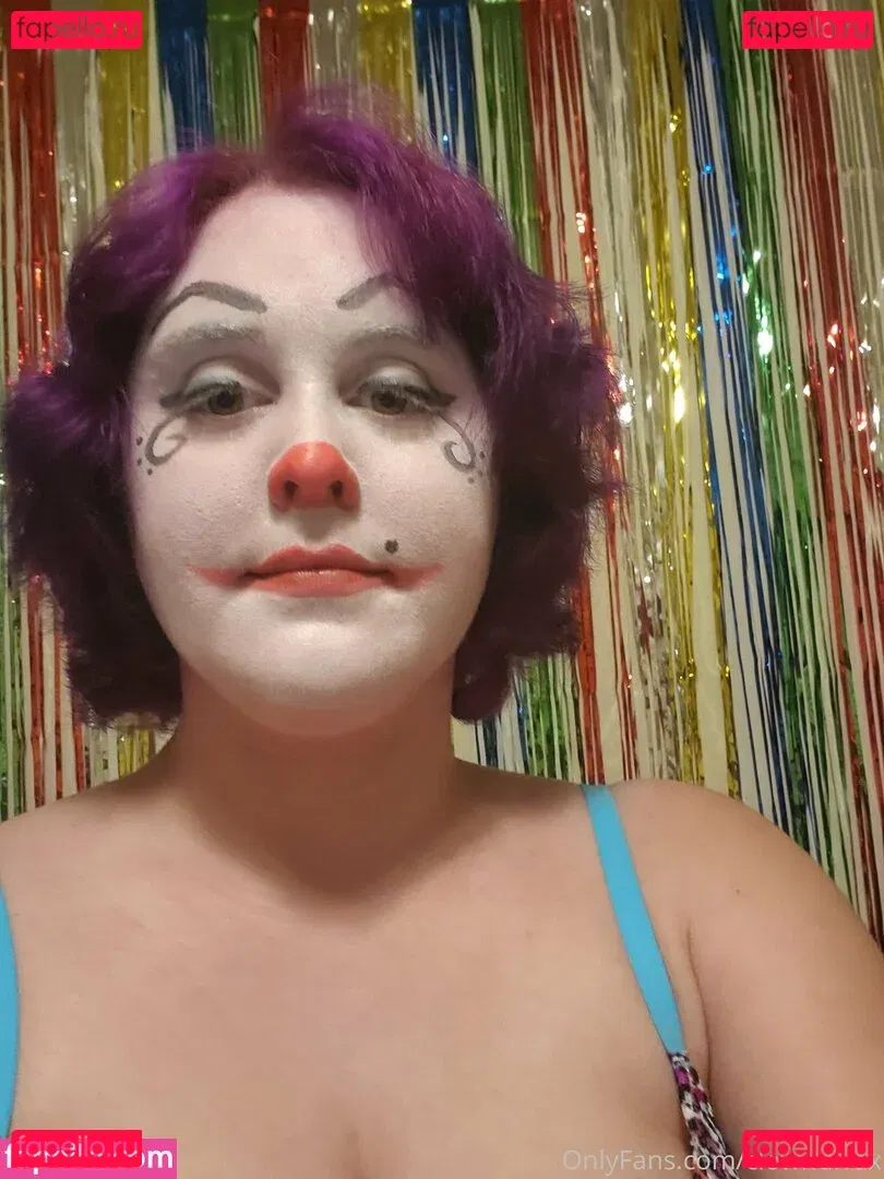 clowndivax Onlyfans Photo Gallery 
